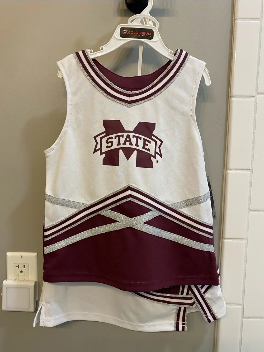 Colosseum Maroon/White Mississippi State Cheer Uniform / Size L (10/12) / NWT